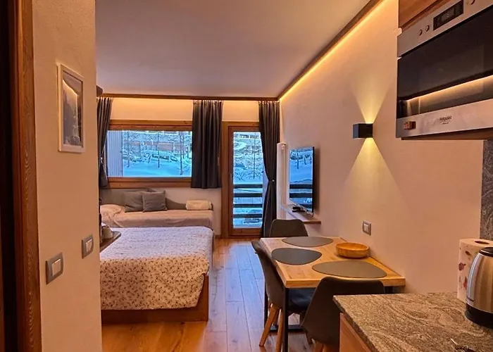 Апартаменти Cozy *